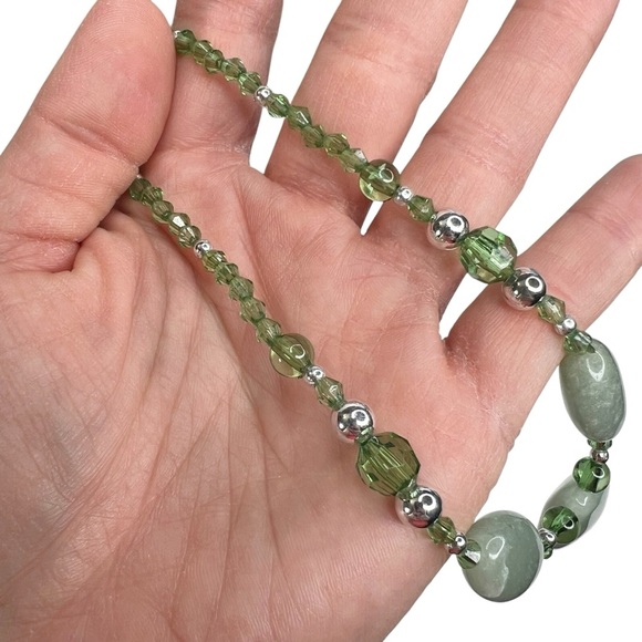 Aventurine Polished Stone Beaded Necklace & Pierced Earrings Set - Picture 5 of 12